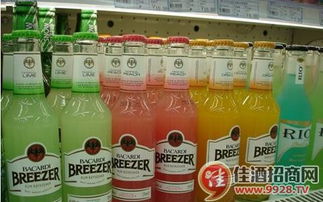 商超预调酒销量飙升 备受年轻人青喜爱
